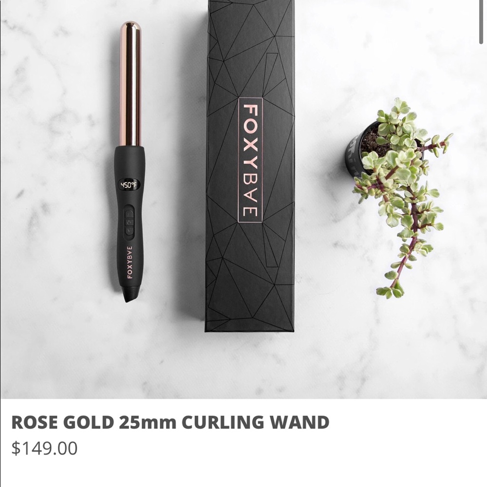 💗NIB!💗 FOXYBAE Curling Wand w/ Rose Gold Barrel